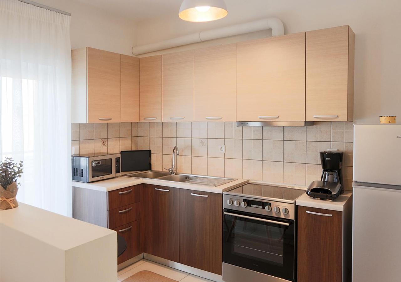V Luxury Apartment 1 Ioannina Bagian luar foto